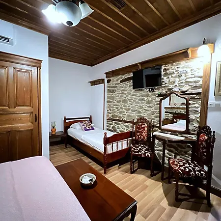 Birgi Lavinya Hotell *